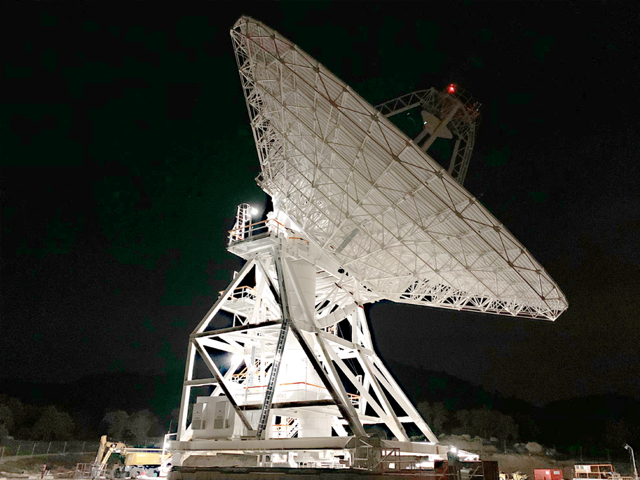 giant radar dish